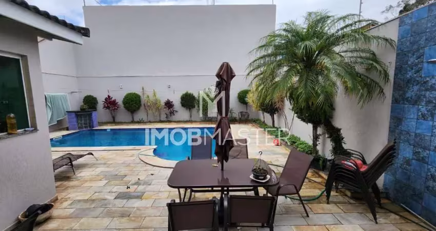 Casa com 6 quartos à venda no Parque dos Pássaros, São Bernardo do Campo 