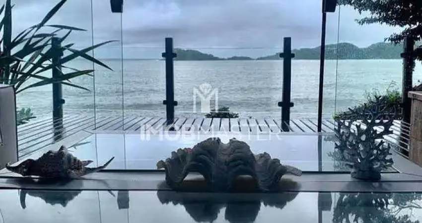 Casa com 3 quartos à venda na Praia Preta, São Sebastião 
