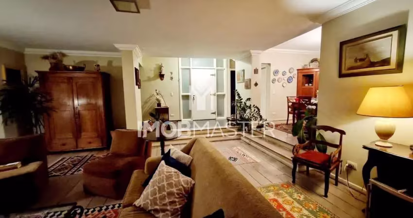 Apartamento com 240 m², 3 quartos sendo 3 suítes à venda no bairro real parque.