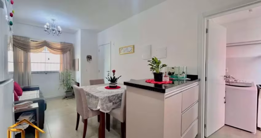 Apartamento térreo giardino com 3 quartos, espaço externo, churrasqueira e 2 vagas de garagem