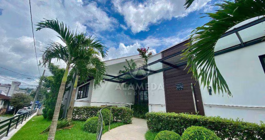 Casa à venda, 240 m² por R$ 900.000,00 - Garcia - Blumenau/SC