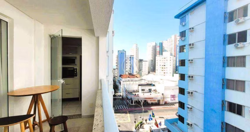 Apartamento com 3 dormitórios à venda, 100 m² por R$ 1.350.000,00 - Centro - Balneário Camboriú/SC