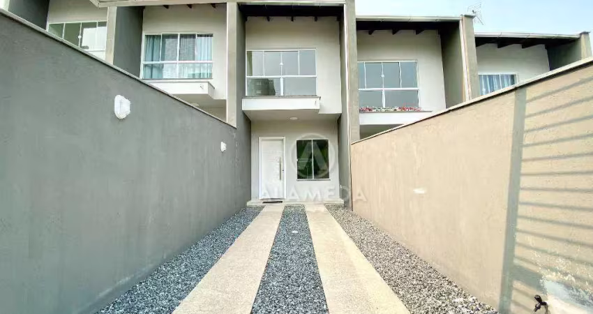 Sobrado à venda, 77 m² por R$ 420.000,00 - Água Verde - Blumenau/SC