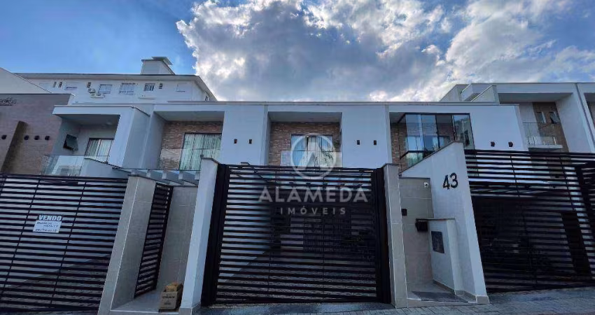 Sobrado com 3 dormitórios à venda, 134 m² por R$ 1.200.000,00 - Vila Nova - Blumenau/SC