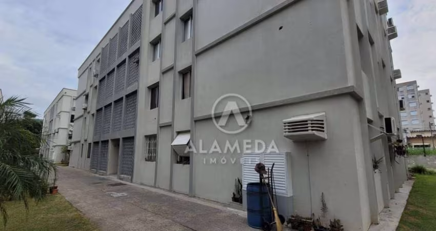 Apartamento com 4 dormitórios para alugar, 155 m² por R$ 2.700,00/mês - Garcia - Blumenau/SC