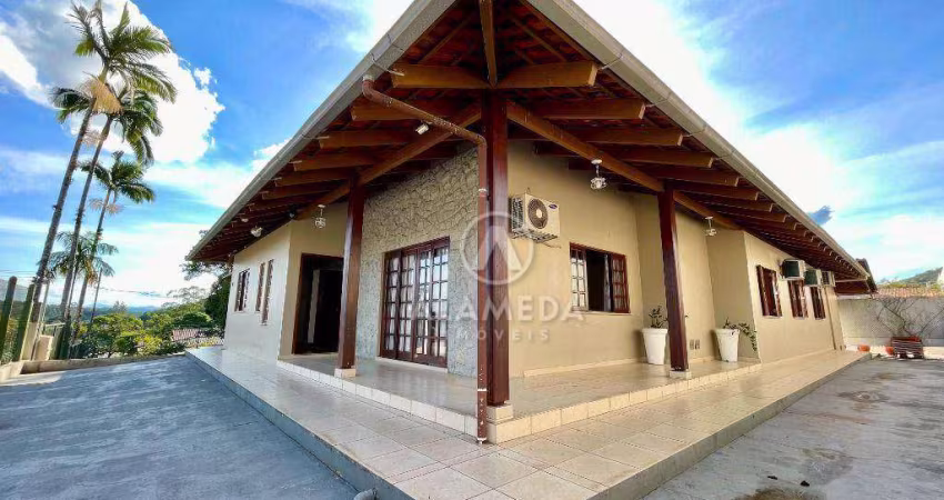Casa com 4 dormitórios à venda, 500 m² por R$ 3.000.000,00 - Fortaleza Alta - Blumenau/SC