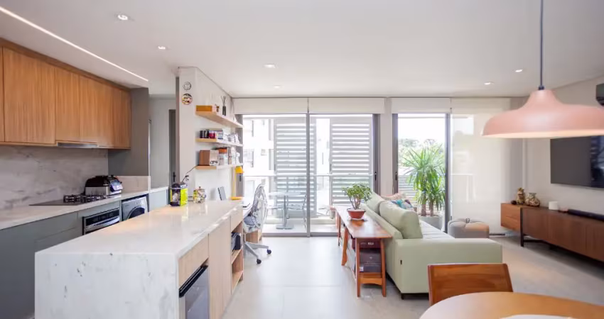 Apartamento mobiliado à venda em curitiba no bairro batel/ seminário