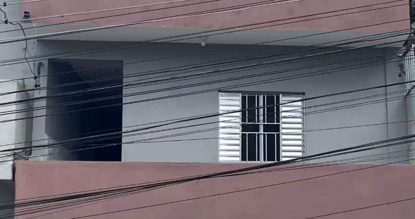Casa com 2 quartos para alugar na Rua Tilápia, 2, Parque do Lago, São Paulo