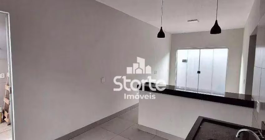 Casa com 2 dormitórios à venda, 54m² por r$ 340.000 - praça alto umuarama - uberlândia/mg