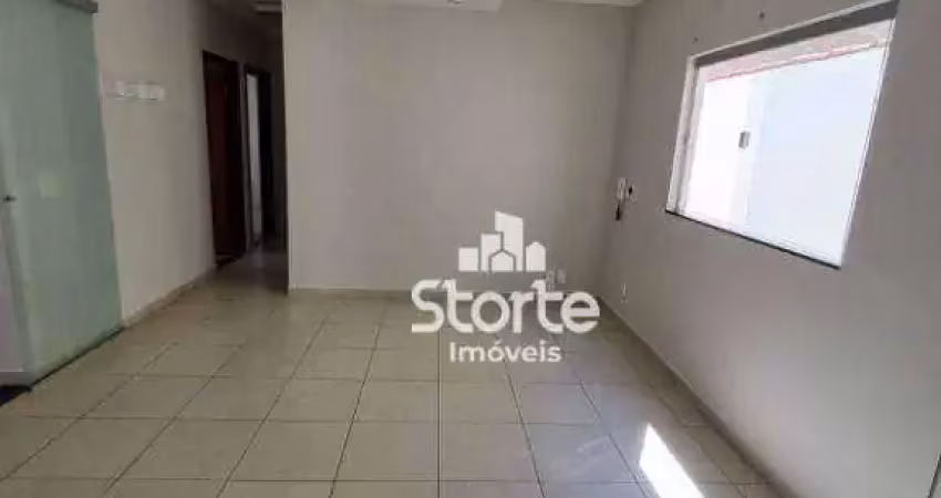 Casa com 4 dormitórios à venda, 170 m² por r$ 685.000,00 - santa mônica - uberlândia/mg
