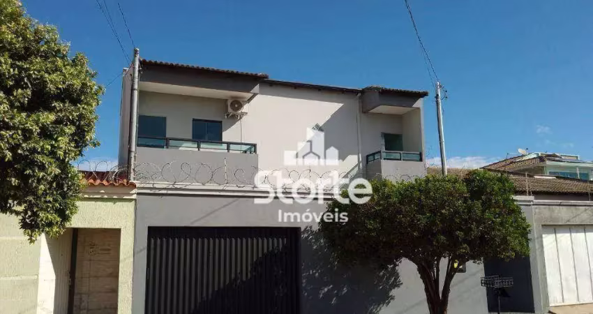 Casa com 4 dormitórios à venda, 187 m² por r$ 1.100.000,00 - alto umuarama - uberlândia/mg