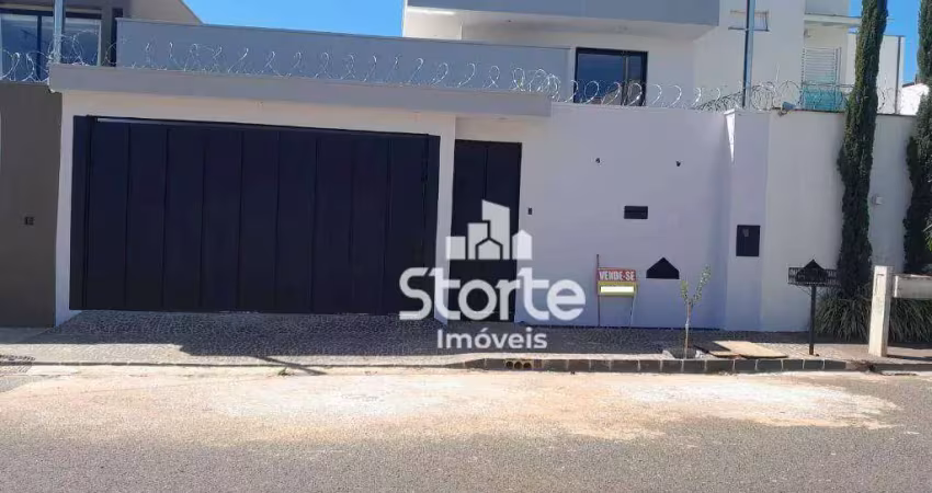 Casa com 3 suítes à venda, 150m² por r$ 930.000 - jardim inconfidência - uberlândia/mg