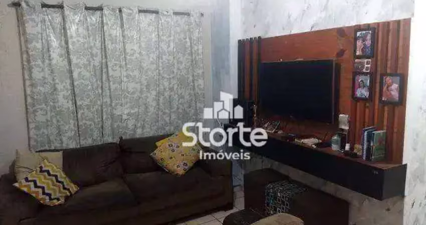 Apartamento com 2 dormitórios à venda, 50 m² por r$ 132.000,00 - tocantins - uberlândia/mg
