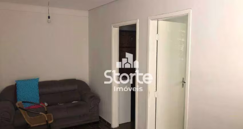 Casa com 3 dormitórios à venda, 110 m² por r$ 330.000,00 - luizote de freitas - uberlândia/mg