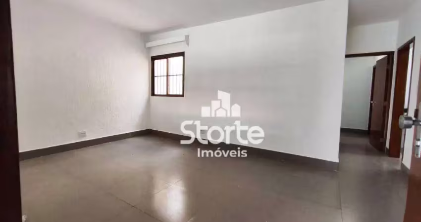 Casa com 3 dormitórios à venda, 190 m² por r$ 850.000,00 - santa mônica - uberlândia/mg