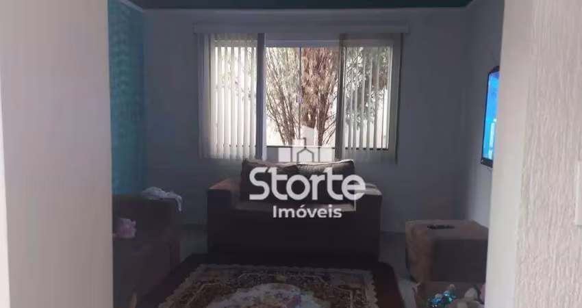Casa com 3 dormitórios à venda, 100 m² por r$ 600.000,00 - pacaembu - uberlândia/mg