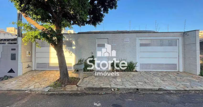 Casa de oportunidade à venda, 273m² por r$ 895.000 - santa mônica - uberlândia/mg