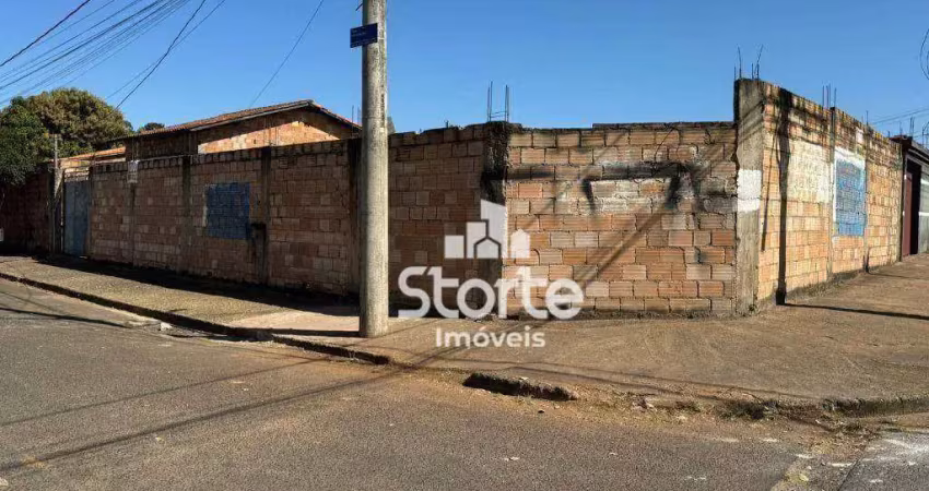Terreno de esquina na avenida principal à venda com 252,79m² por r$ 300.000 - jardim europa - uberlândia/mg