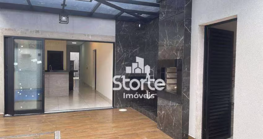 Maravilhosa casa com piscina e varanda gourmet e com 3 suítes à venda, 170m² por r$ 990.000 - jardim patrícia - uberlândia/mg