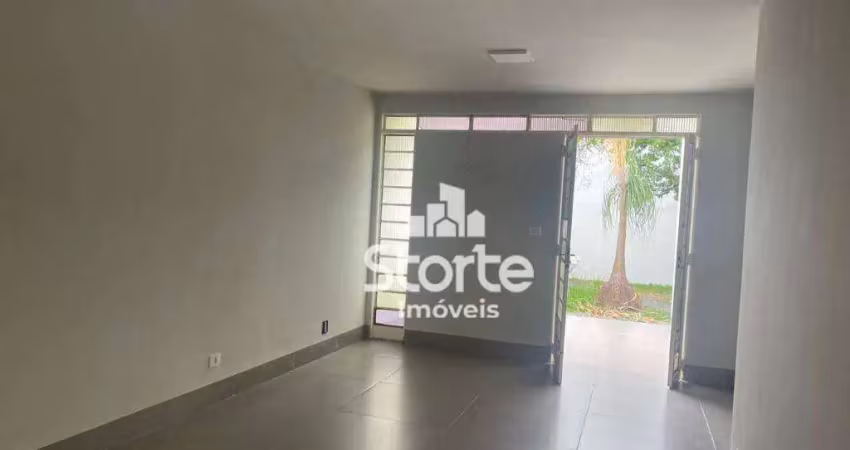 Casa com 3 dormitórios à venda, 150 m² por r$ 630.000,00 - vigilato pereira - uberlândia/mg