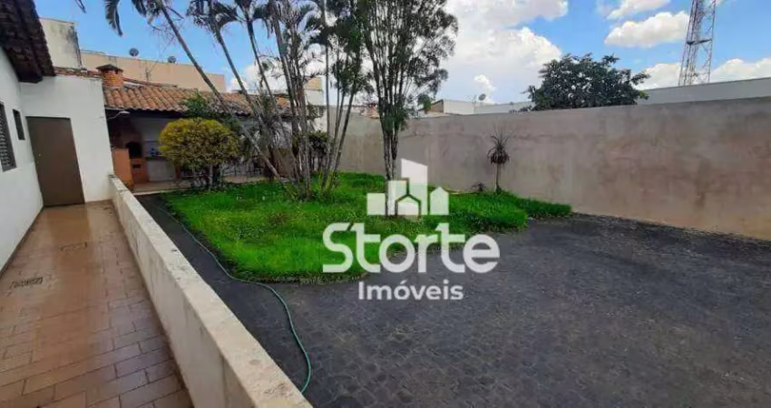 Terreno todo murado com área de lazer à venda, 250m² por r$ 310.000 - jardim patrícia - uberlândia/mg
