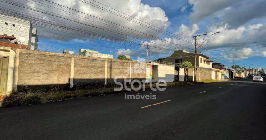 Área à venda, 1.080m² por r$ 2.100.000 em localização estratégica no santa mônica - uberlândia/mg