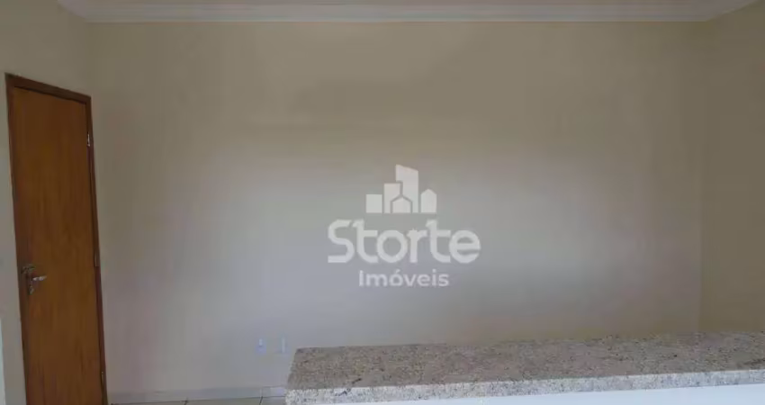 Apartamento com 2 dormitórios à venda, 43 m² por r$ 240.000,00 - santa mônica - uberlândia/mg