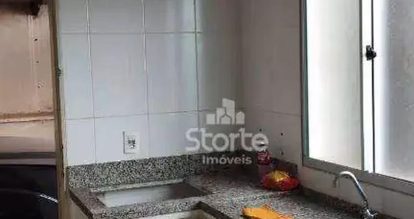 Casa usada em condomínio fechado com 2 dormitórios à venda, 81 m² por r$ 235.000 - chácaras tubalina e quartel - uberlândia/mg