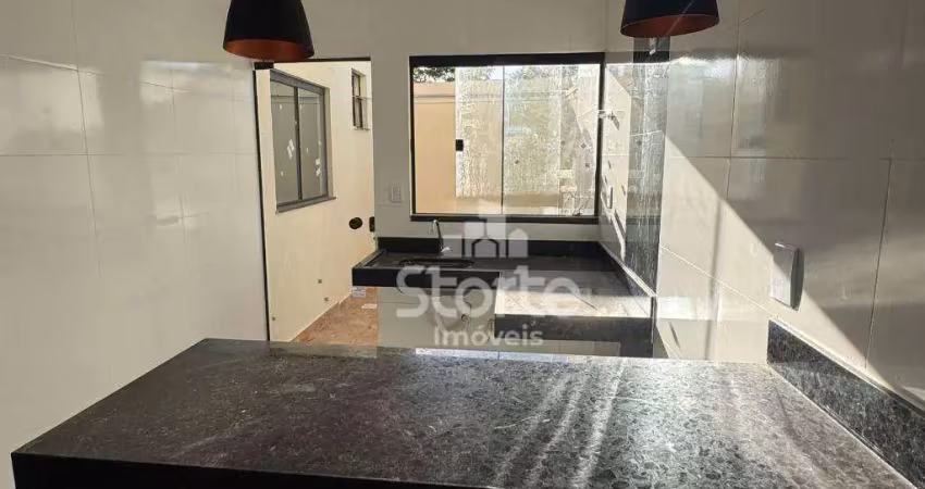 Casa com 2 dormitórios à venda, 48m² por r$ 230.000 - jardim canaã (b. santo antônio) - uberlândia/mg