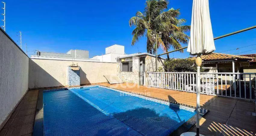 Excelente casa com lindas áreas de lazeres à venda em terreno de 750m² por r$ 1.100.000 - residencial gramado - uberlândia/mg