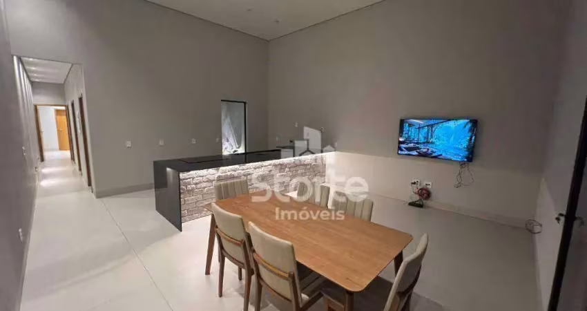 Casa com 3 dormitórios à venda, 105 m² por r$ 660.000 - praça alto umuarama - uberlândia/mg