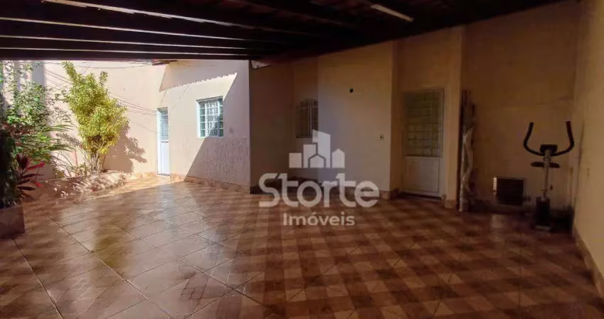 Casa com 3 dormitórios à venda, 115 m² por r$ 480.000,00 - santa mônica - uberlândia/mg