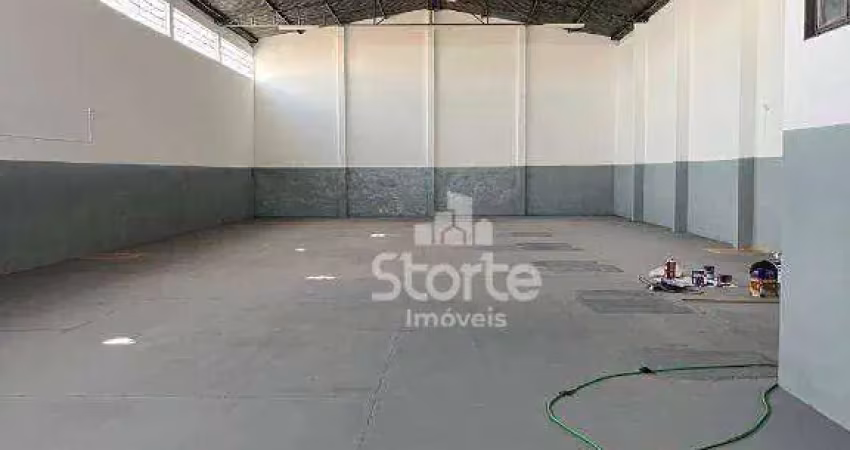 Galpão para alugar, 554 m² por r$ 11.000/mês - umuarama - uberlândia/mg