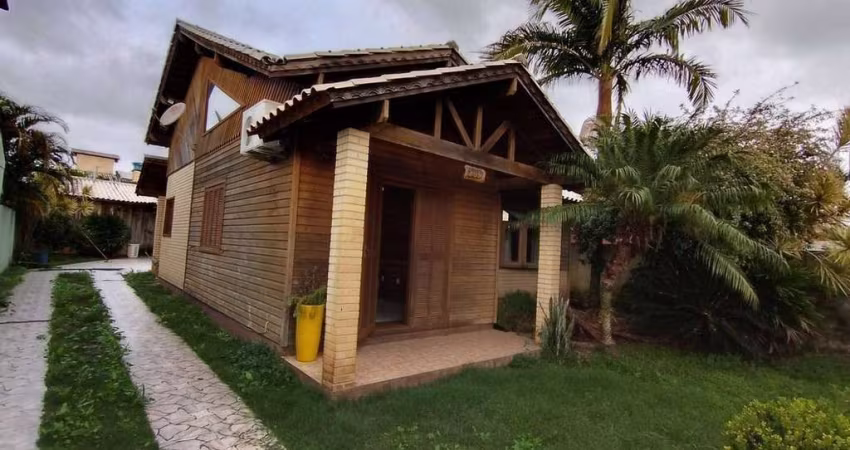 Casa com 2 quartos, Centro - Portão