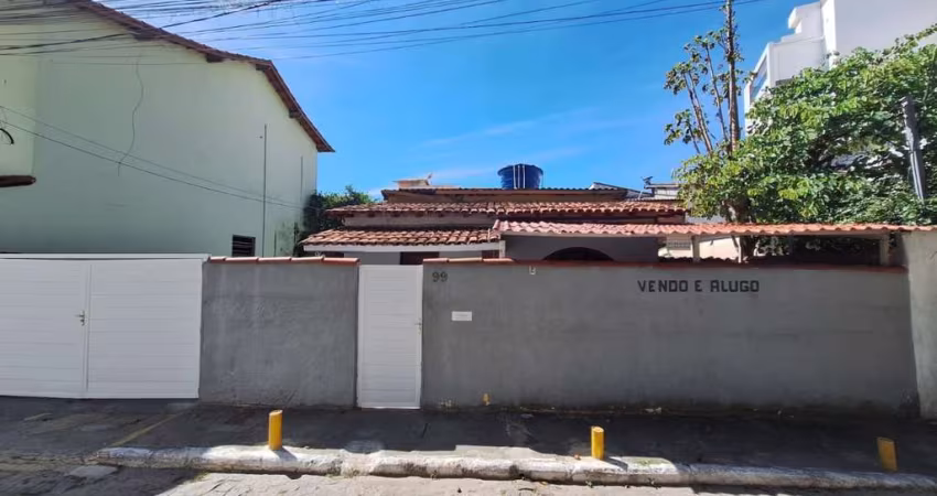 Casa para Venda em Cabo Frio, Centro, 4 dormitórios, 2 banheiros, 3 vagas