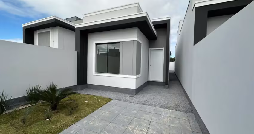 Casa Individual à Venda no Bairro Areias em Tijucas/SC