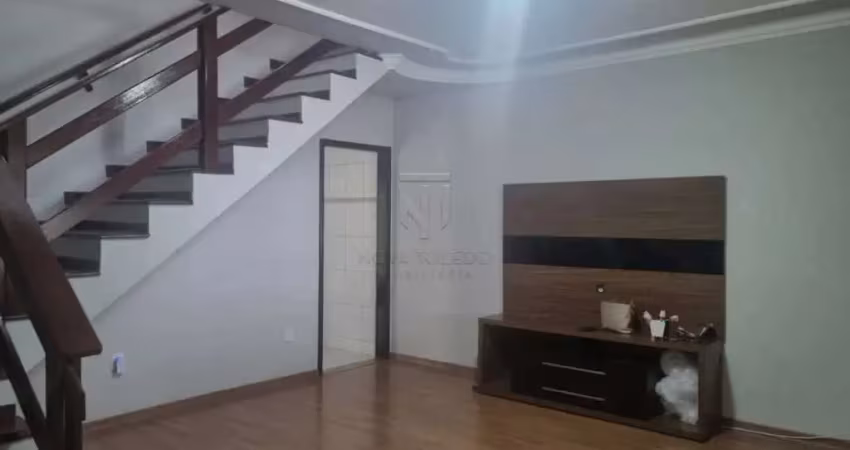 OPORTUNIDADE! - CASA SOBRADO - 3 DORMITÓRIOS - 1 SUÍTE - RESERVA DOS BOSQUE - BOSQUE DOS EUCALIPTOS - SJC