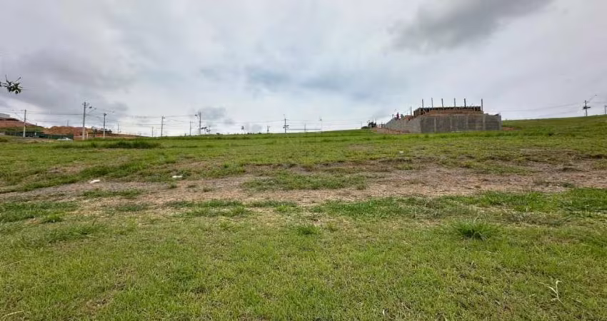 LOTE EM CONDOMÍNIO FECHADO COM 330,00 METROS QUADRADOS CONDOMÍNIO TERRAS ALPHA - CONDOMÍNIO COM GRANDE CAMPO DE VALORIZAÇÃO.