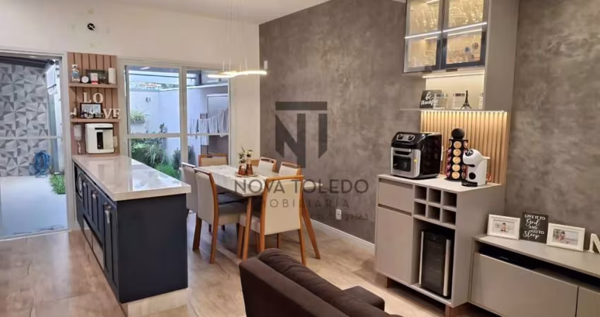 CASA SOBRADO À VENDA - 105m² - 3 DORMITÓRIOS 1 SUÍTE - 2 VAGAS - URBANOVA - SJC