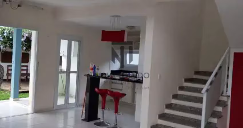Casa em Condomínio - Caçapava - Condomínio Terras do Vale - 3 Suítes - 282m².