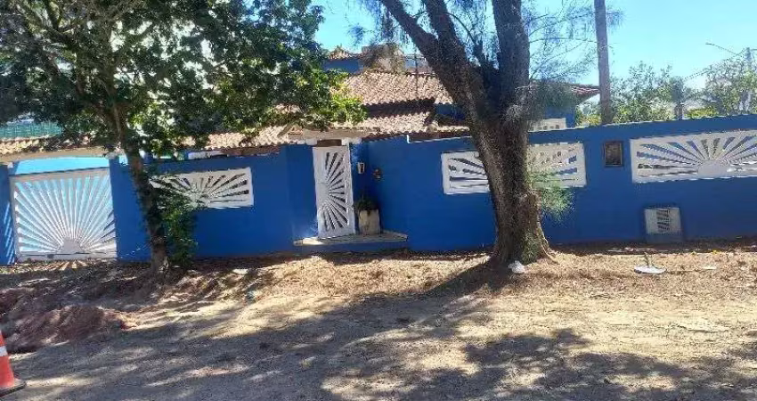 Casa com 4 quartos à venda na Rua Alaíde Jorge da Conceição, 83, Terra Firme, Rio das Ostras