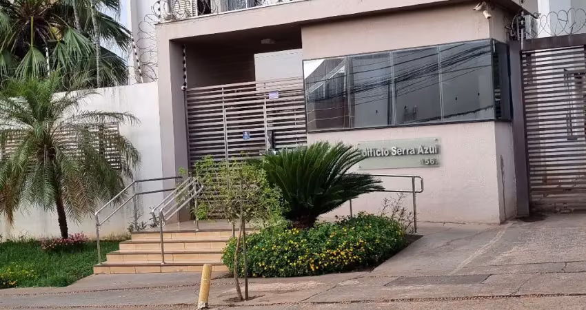Aluga-se apartamento no Edifício Serra Azul por R$3.000,00