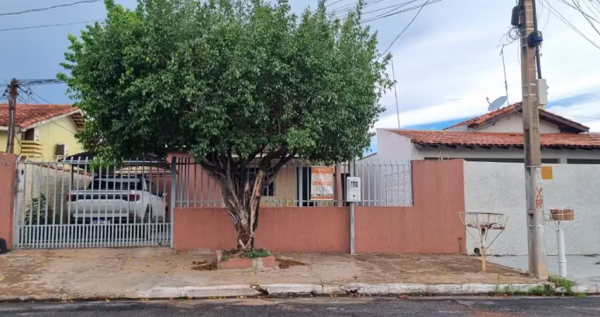 Casa à venda no Recanto dos Pássaros por R$400.000,00