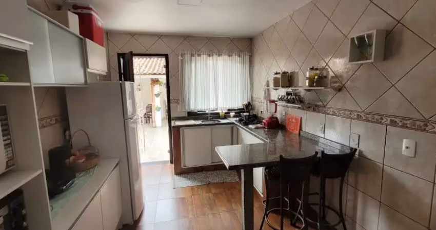 Vendo casa com ponto comercial no bairro joão pessoa em jaraguá do sul