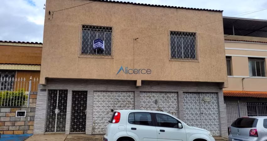 Apartamento individual tipo casa ou sobrado.