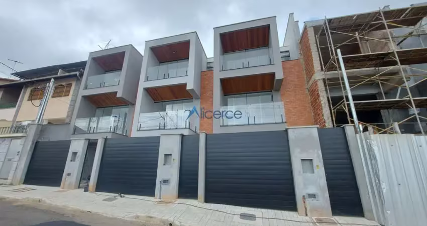 Casas nova com 3 quartos, varanda gourmet no santa catarina