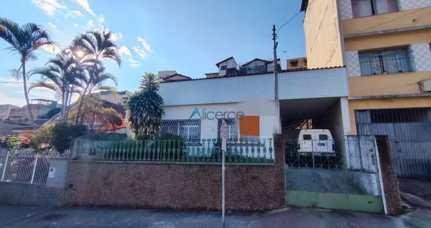 Casa em local nobre dentro do Bairro Bairu!