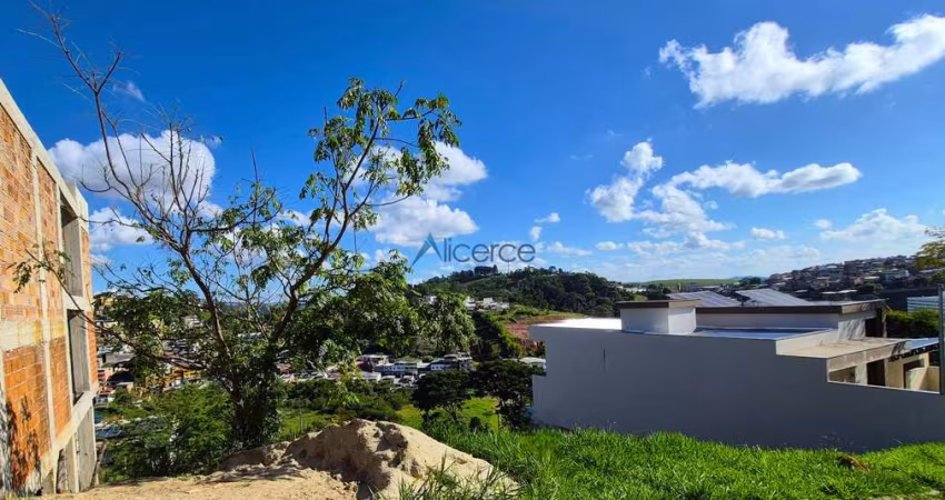 Terreno medindo 420 m² no Nova Gramado Village.