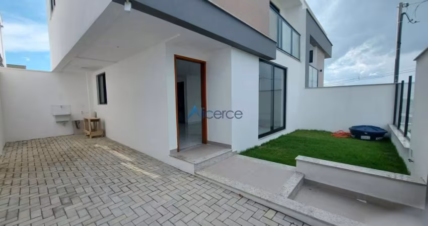 Casa nova com 3 quartos e quintal no São Pedro