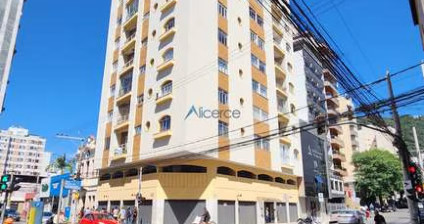 Imóvel em local nobre, plano e a poucos metros do coração da cidade de Juiz de Fora!